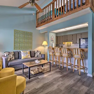 Pcb With Balcony Close To The Beach! , Panama City Beach United States